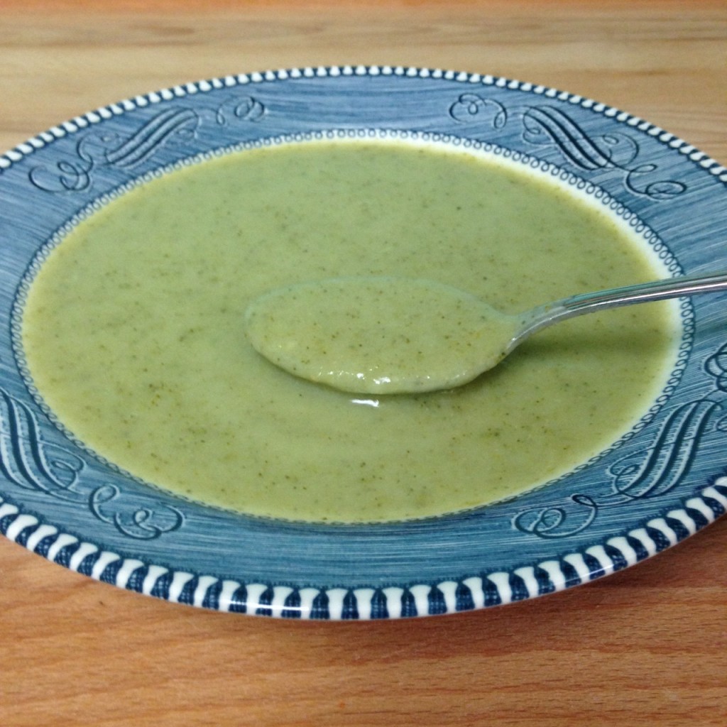 Dairy- and Grain-Free Cream of Broccoli Soup